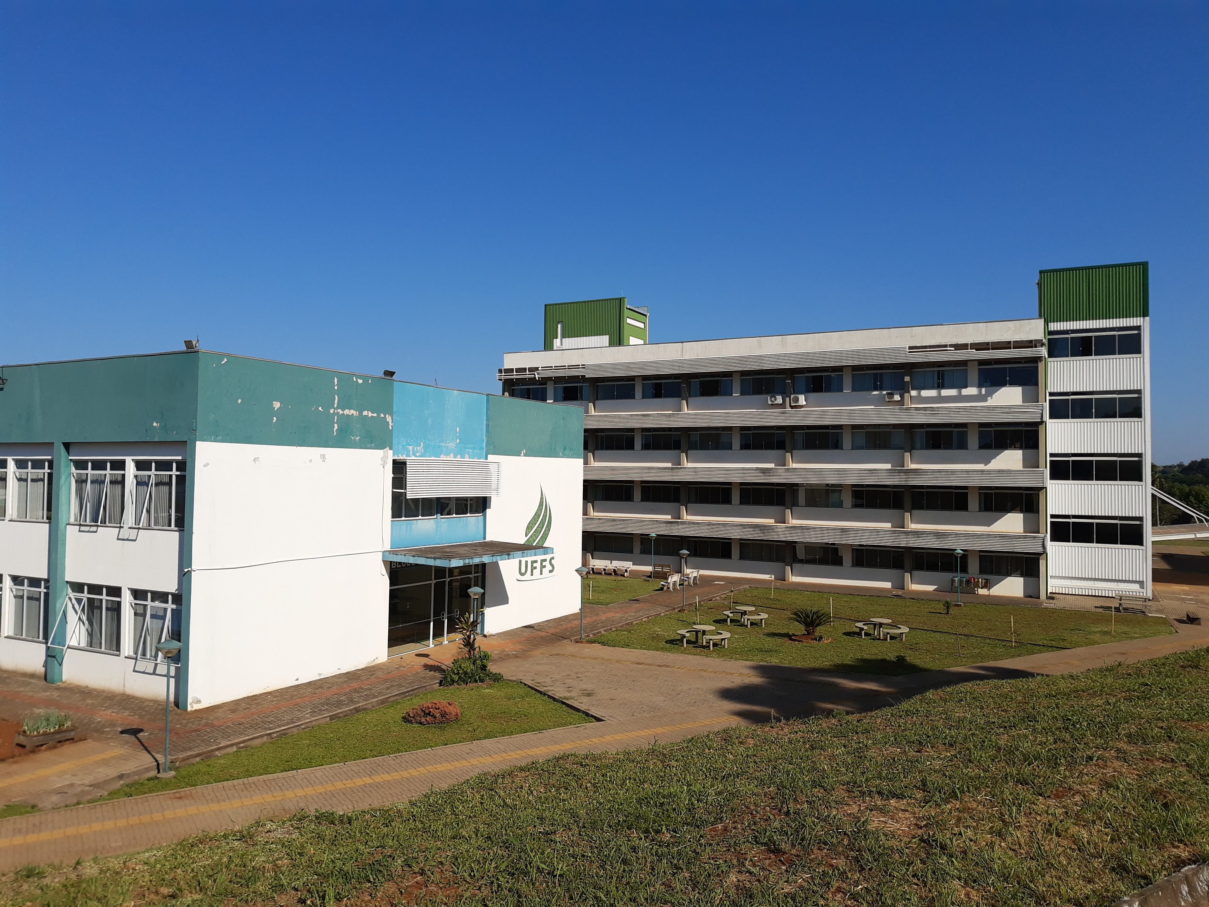 Ir para  <p><big>A Universidade Federal da Fronteira Sul (UFFS) lan&ccedil;ou Processo Seletivo Simplificado para vagas remanescentes em seus cursos de gradua&ccedil;&atilde;o, todos gratuitos. As oportunidades s&atilde;o para...